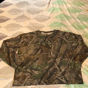 🍁OUTFITTERS RIDGE REALTREE HARDWOODS Camo Long-sleeved Tee